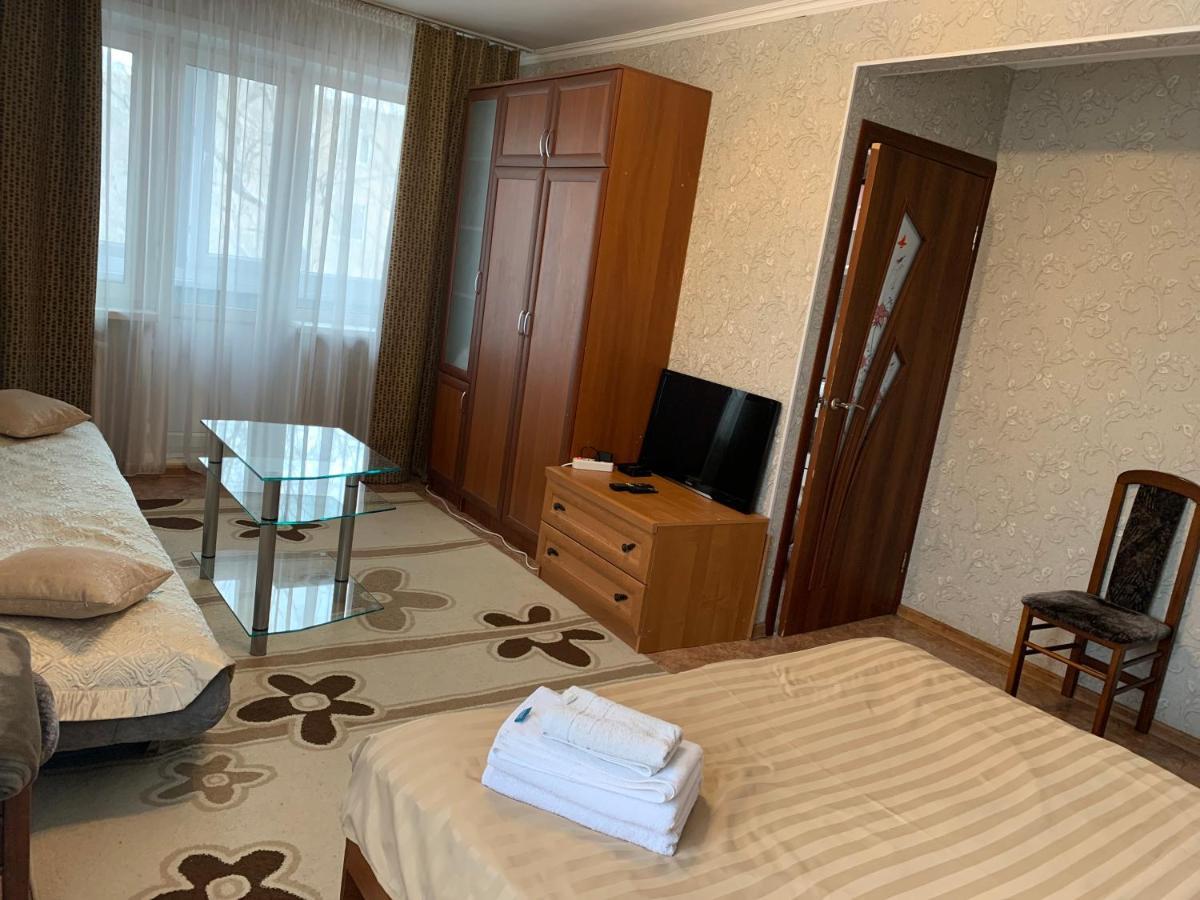 Уютная Квартира В Центре По Ул Гоголя Караганда Екстер'єр фото